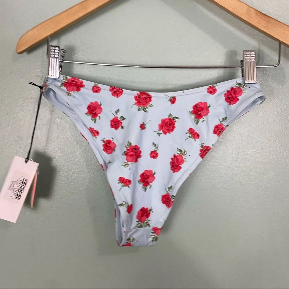Frankie’s Bikinis Dove Bottom Bikini Rosewater Print Sky Blue Rose‎ Red Medium